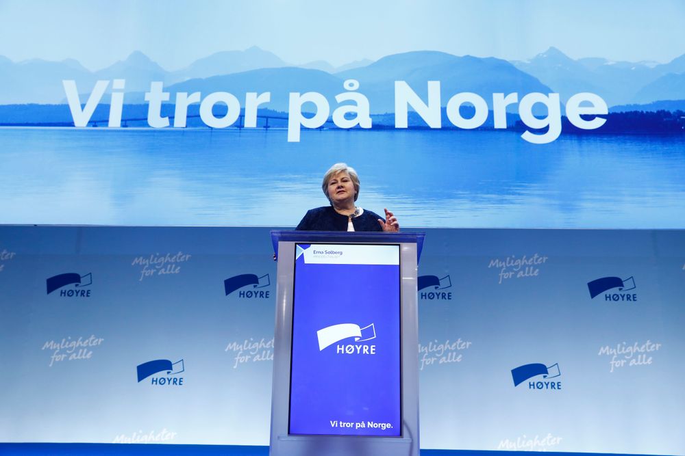 «Vi tror på Norge»: Erna Solberg på Høyres landsmøte på Gardermoen, der partiet lanserte nytt slagord foran valgkampen.