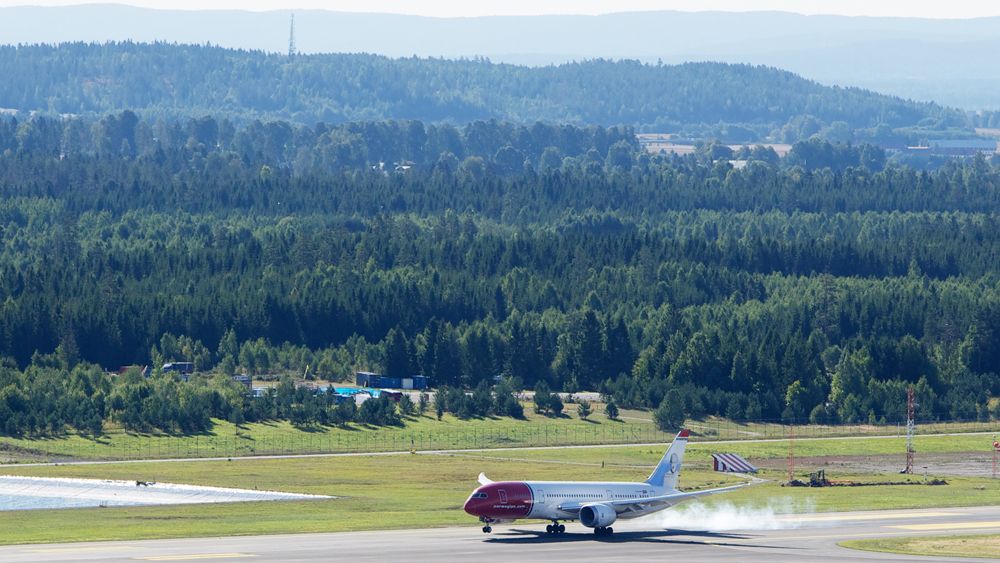 Ved kansellering, forsinkelse eller overbooking kan du har rett på kompensasjon fra flyselskapet. Det vil klageselskap hjelpe deg med, og nå tar de i bruk kunstig intelligens til jobben. Men det finnes rimeligere alternativer.