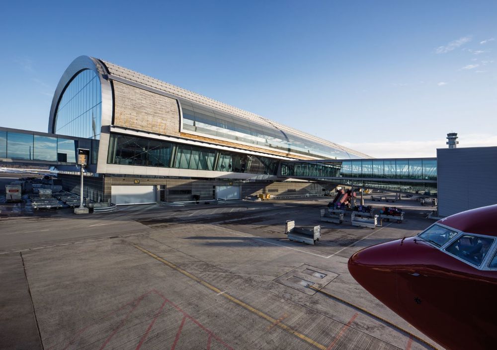 Den nye flyplassterminalen på Oslo lufthavn er så langt verdens mest klimavennlige flyplassterminal.