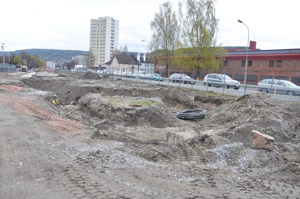 Gravearbeider langs fv. 282 Bjørnstjerne Bjørnsons gate i Drammen