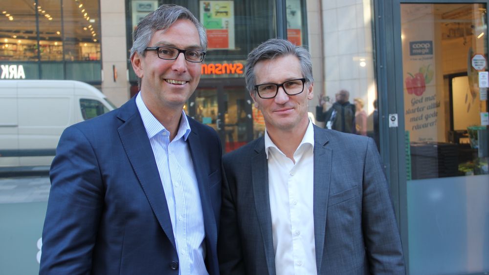 Atea-direktør Michael Jacobs og Bjørn Olav Thon, direktør for Datatilsynet, kom med råd om hvor virksomhetene bør begynne på arbeidet med GDPR.