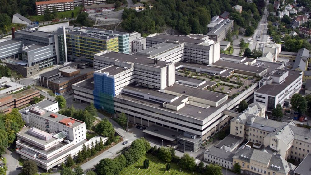 Etter mange år med teknisk gjeld har Helse Vest valgt leverandører for innføring av nytt økonomi- og logistikksystem. De neste årene skal en SAP-løsning erstatte mange tilårskomne datasystemer i helseregionen. Bildet er av Haukeland universitetssjukehus i Bergen.