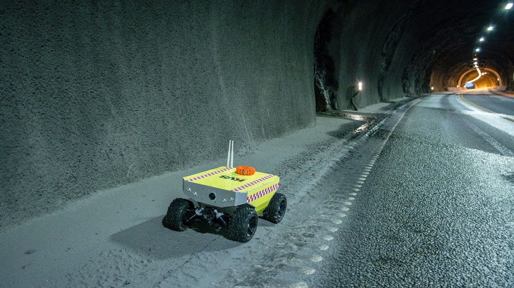 Den seks kilo tunge roboten Spurv er et verktøy som skal sendes inn i tunneler med røykutvikling og gi brannmannskap raskere oversikt over røykutvikling og brannforløp enn i dag.