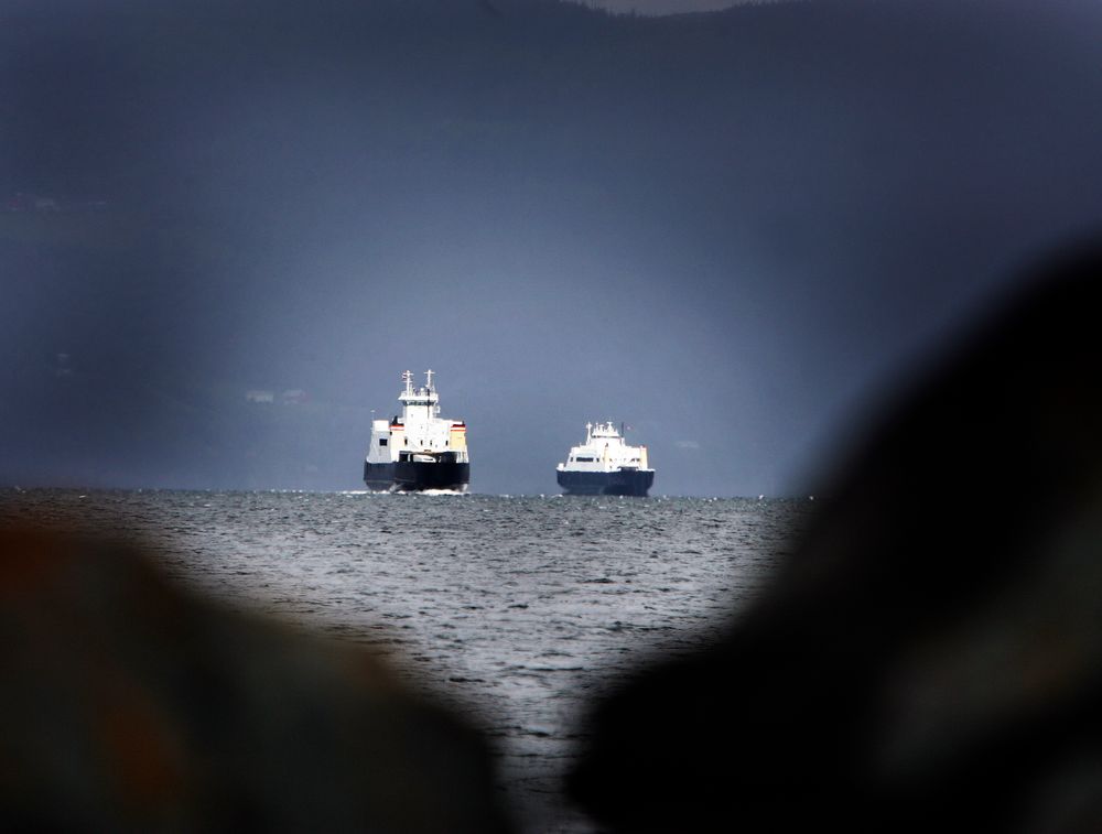 Ferjene Fosen (t.h.) og Trondheim på forbindelse Flakk-Rørvik i Trondheim.