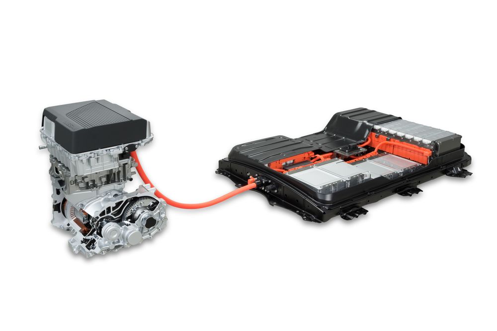 Ny motor og nytt batteri i Nissan Leaf.
