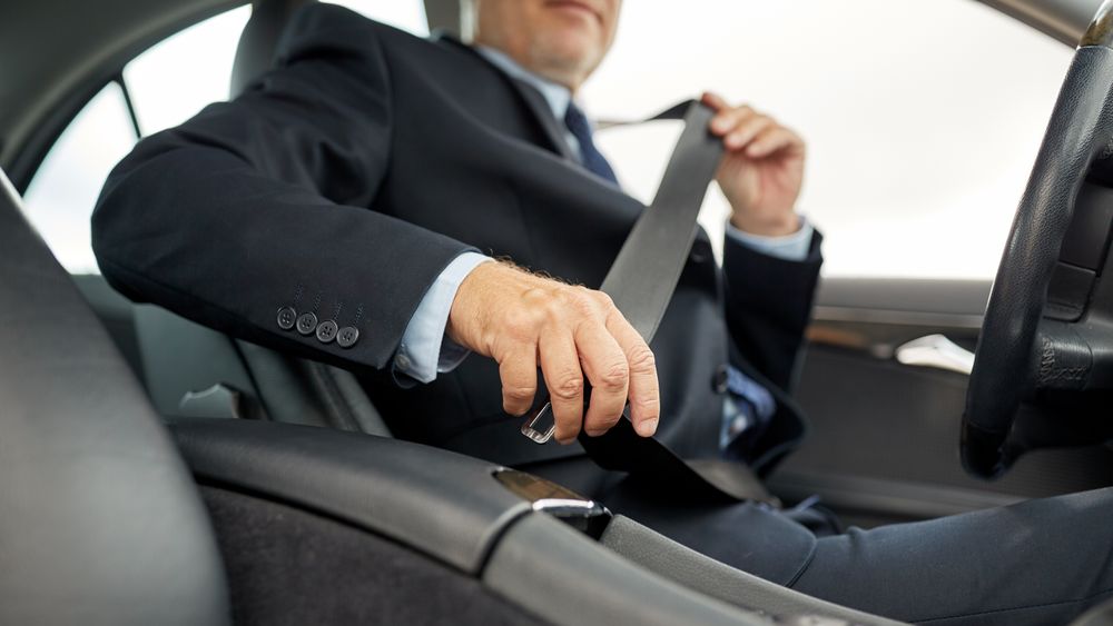 Det er fortsatt en liten andel av norske bilister som ikke bruker bilbelte.