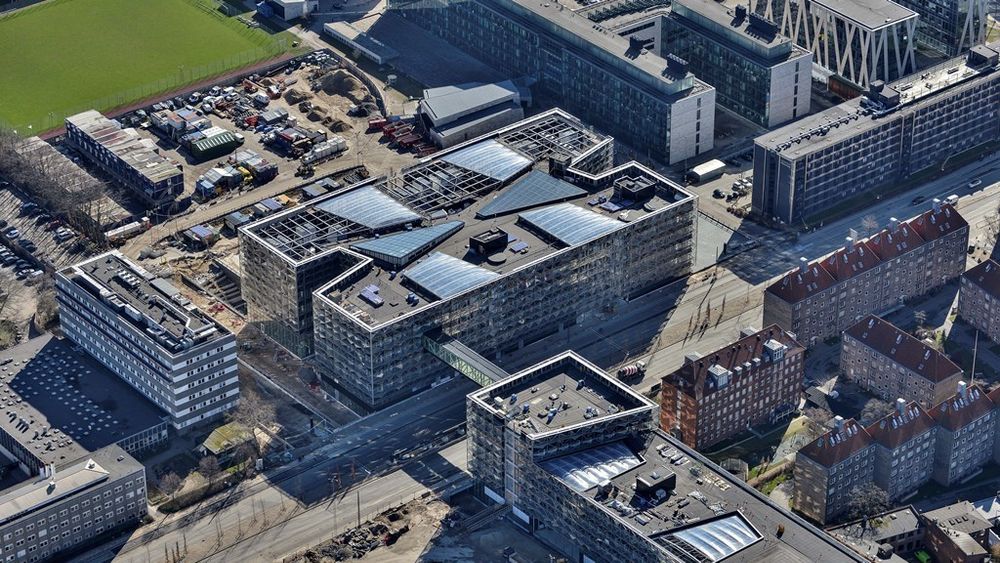 Niels Bohr-bygningen under bygging i København.