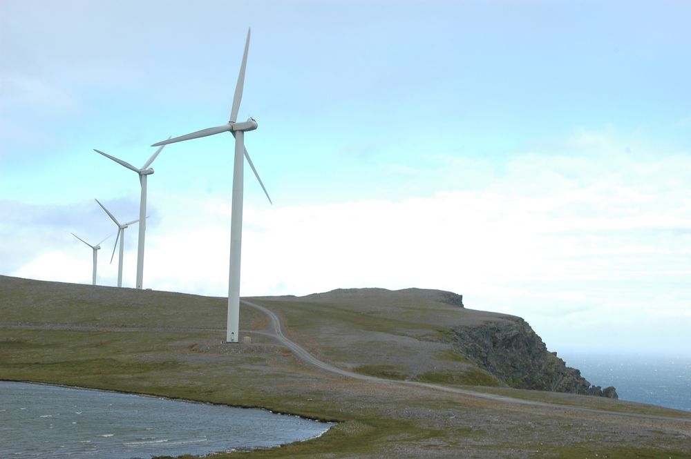 Equinor får beholde sin reservasjon hos Statnett, men kampen mot Kraftløftet har akkurat begynt, skriver Lars Eide, sivilingeniør og Rødt-medlem. Bildet er fra Havøygavlen vindpark i Måsøy kommune.