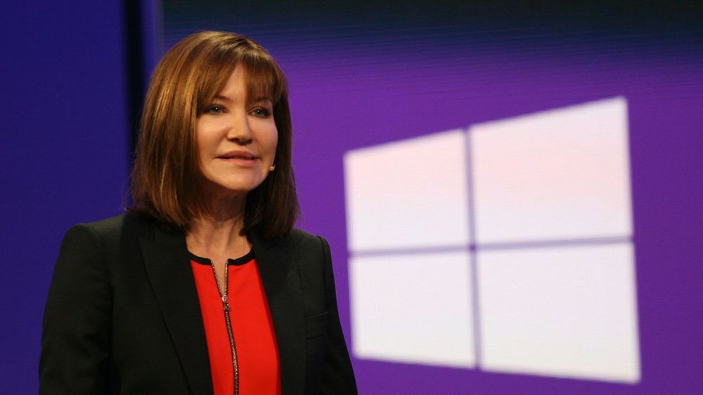Julie Larson-Green rykket nesten helt til topps i Microsoft. Nå forlater hun selskapet etter et kvart århundre. Bildet er tatt under Build-konferansen i San Francisco i 2013.