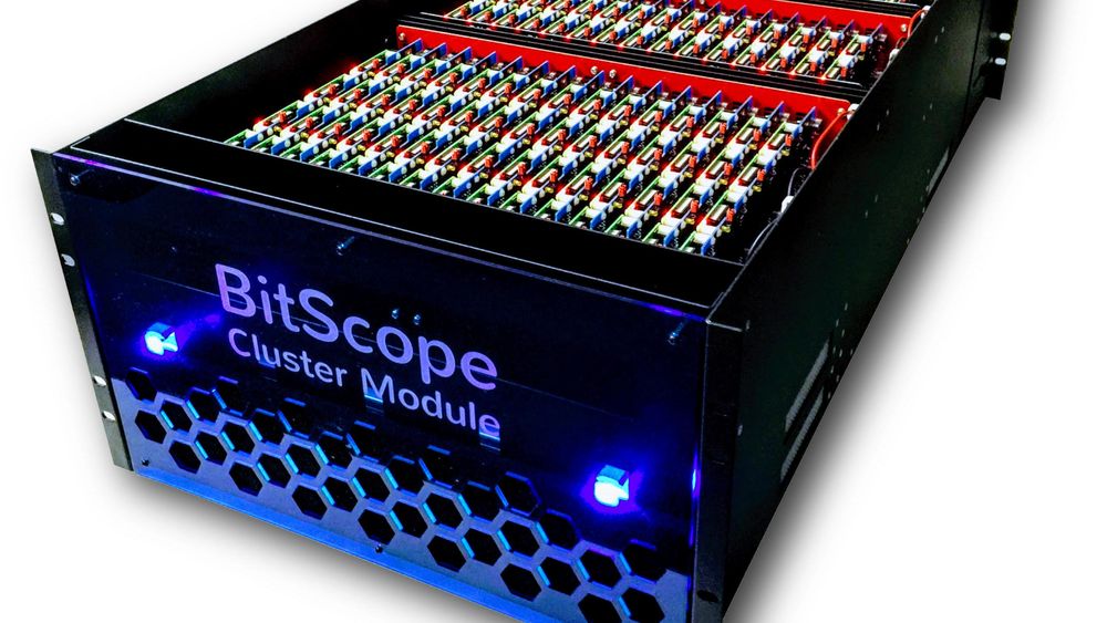 Hver modul består av 150 Raspberry Pi-enheter.