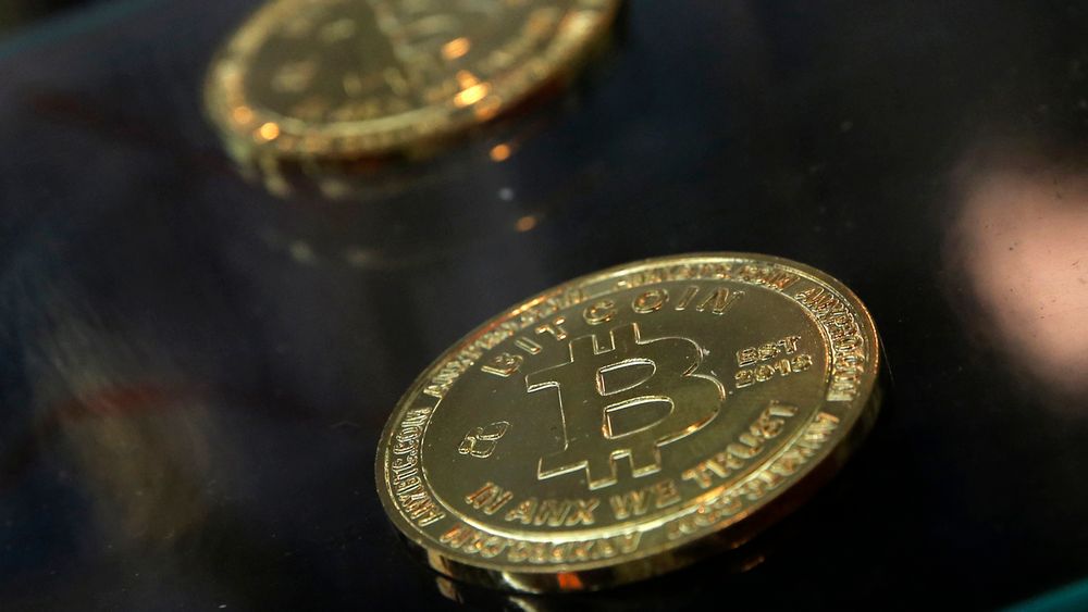 Kryptovaluta, som Bitcoin, er i en rivende utvikling. Nå vil russiske investorer satse hardt på utvinning av slik valuta, og satser nærmere 1 milliard kroner på norske dataservere i Hedmark.