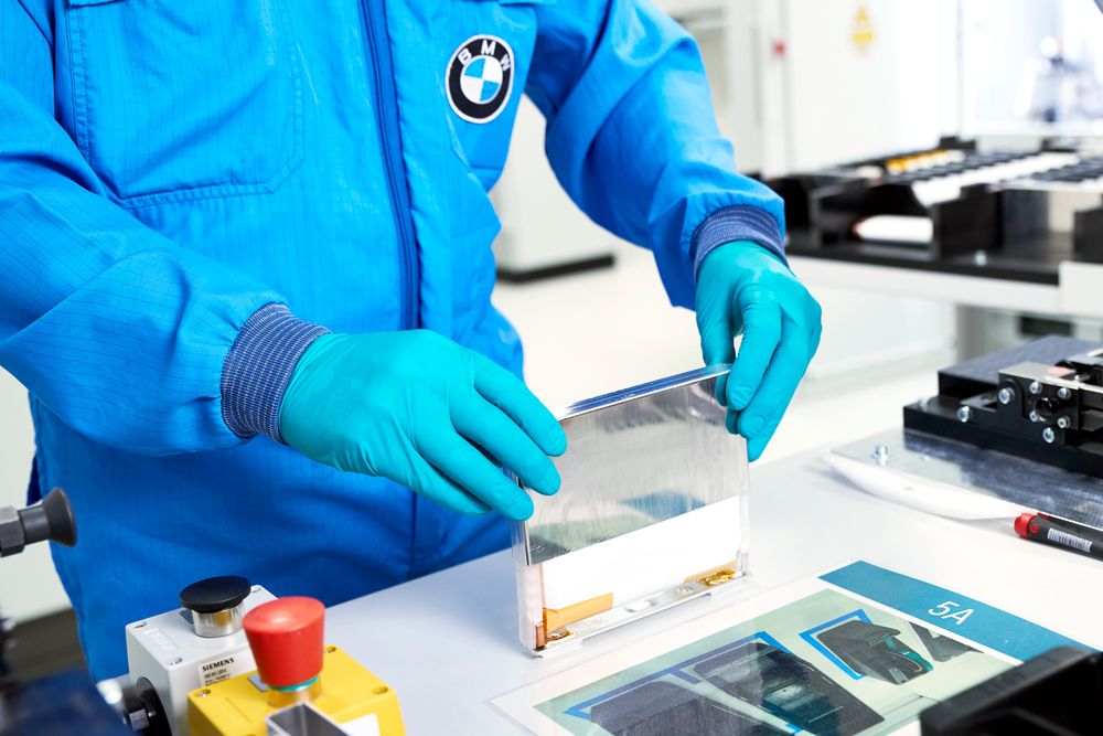 Spesifikasjonskompetanse: Battericellene er avgjørende for en elbils ytelse. BMW produserer ikke cellene selv, men bygger opp et eget forskningssenter for å forstå strukturene, prosessene og kostnadene bedre.