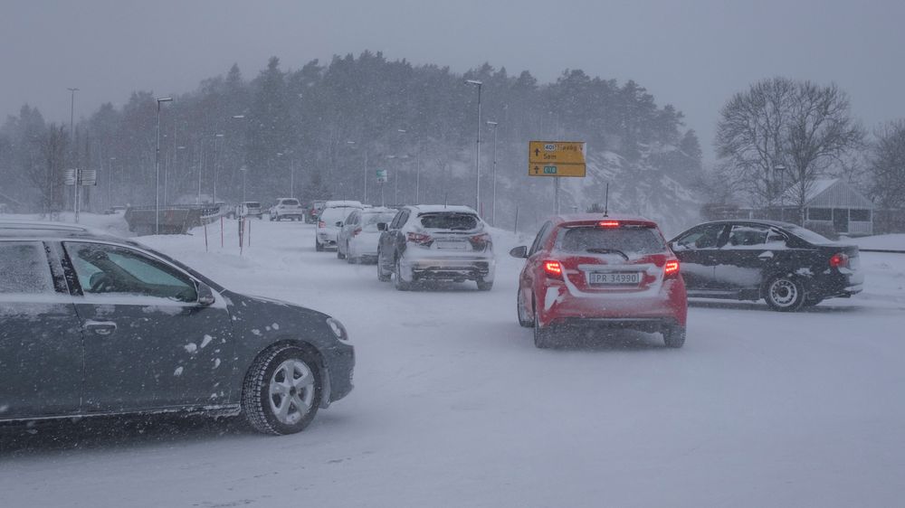 En snørik vinter har ført til dyrere vintervedlikehold flere steder i Sør-Norge. Dette bildet ble tatt i Kristiansand i februar. 