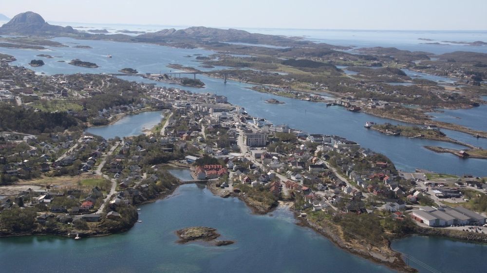 Bildet er av Brønnøysund - et av stedene som omfattes av driftskontrakten. 