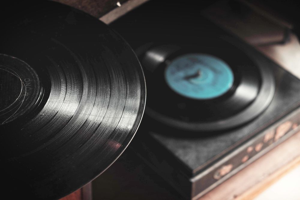 Mange foretrekker fortsatt lyden fra en vinylplate. Ny teknologi skal forbedre formatet ytterligere.