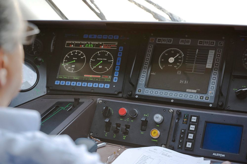 Om noen år vil norske togførere få en helt nye hverdag med digitale instrumenter i togene som hele tiden er koblet til kontrollsentralen.