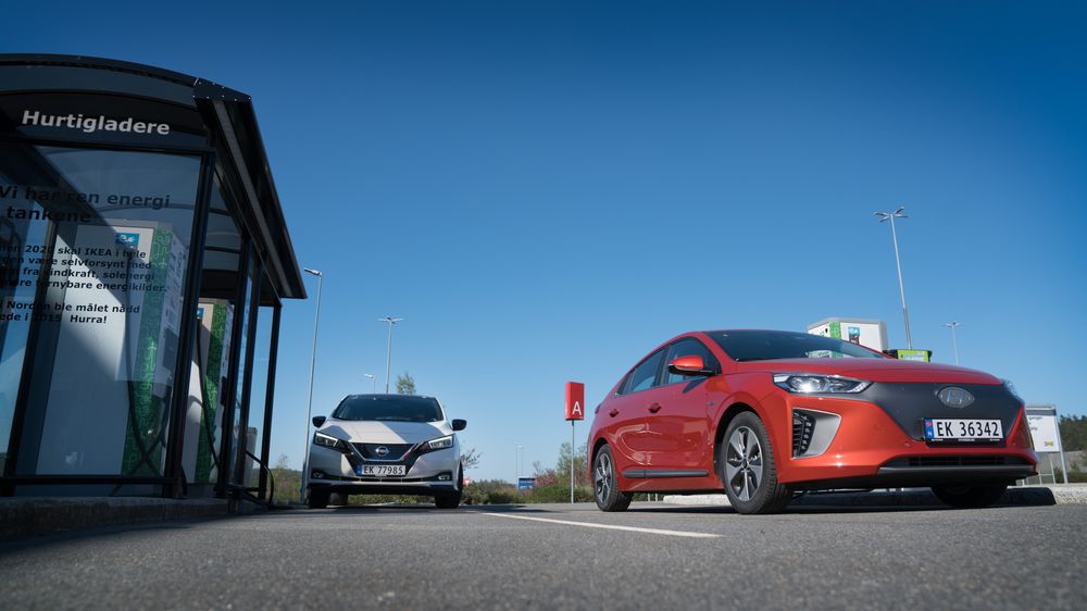 Nissan Leaf og Hyundai Ioniq er helt vanlige innslag i den norske bilparken i dag. Men det er ingenting nå som tyder på at Norge kommer til å nå målet om bare å selge såkalte nulllutslippsbiler om fem år, skriver TUs redaktør Ole Petter Pedersen i denne kommentaren.