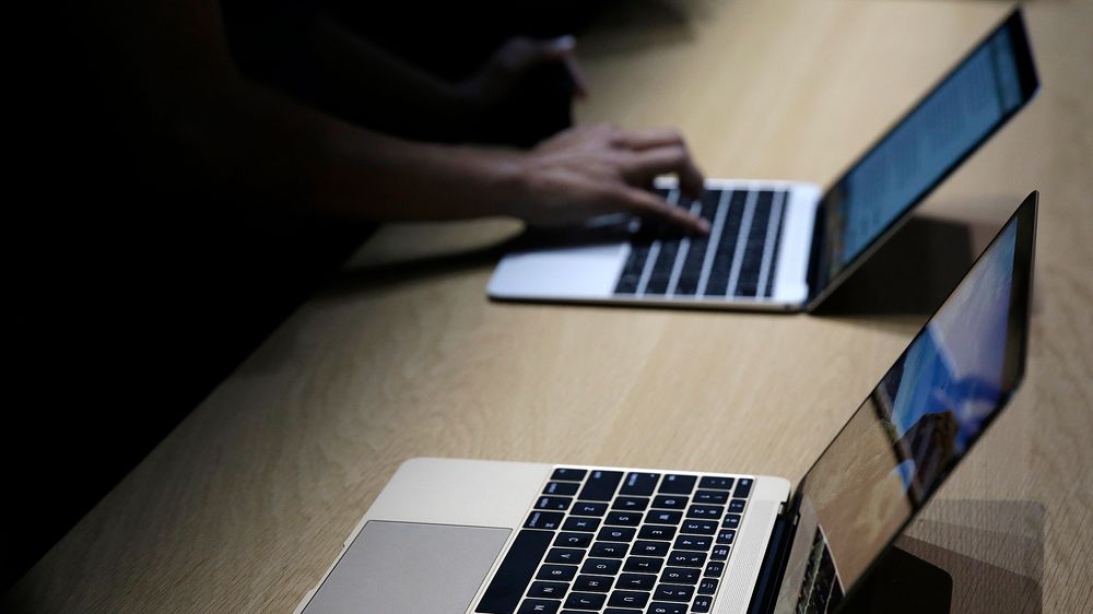 En 16-åring tilstår en serie innbrudd i Apples interne datasystemer. Til politiet har han forklart at han drømte om å jobbe for dem.