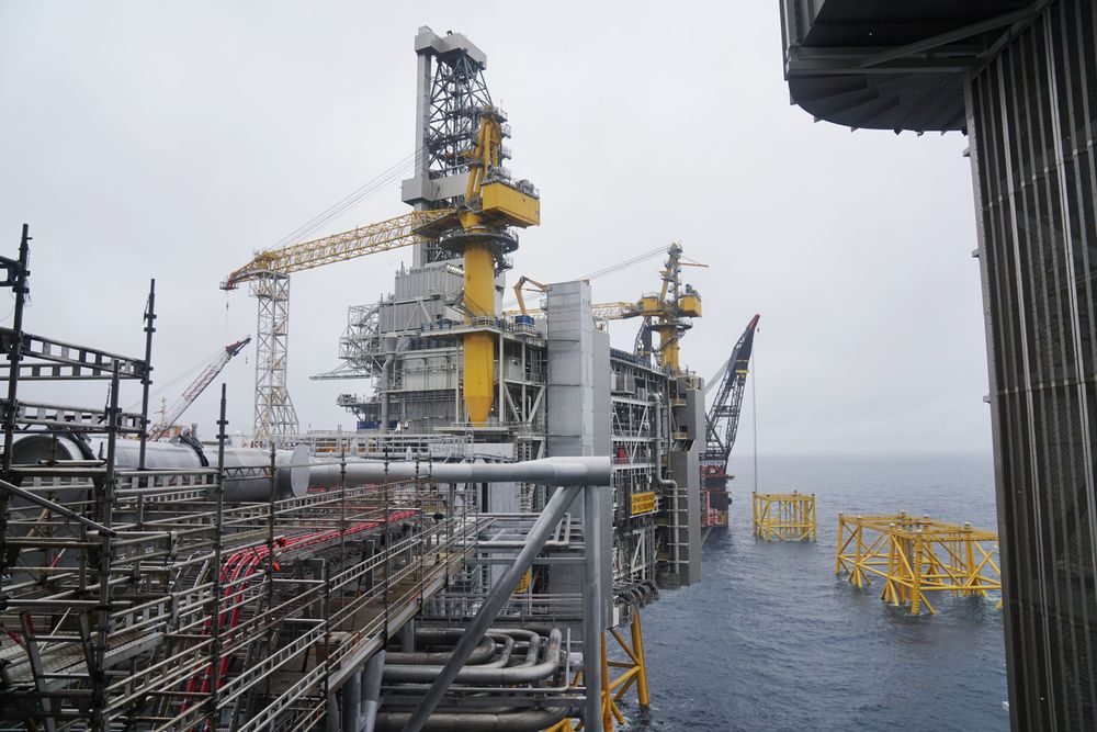 Teknisk Ukeblad har vært med på tur til  Johan Sverdrup-feltet i Nordsjøen. 80 prosent av utbyggingen av er nå gjennomført.