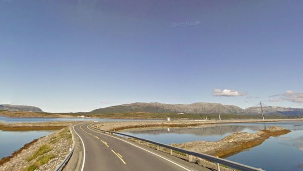 Den nye veisjefen får blant annet dette veistrekket i sin portefølje. Bildet er fra fylkesvei 17 ikke langt fra Sandnessjøen. 