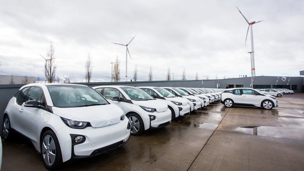 Danmarks statsminister vil ha en million elektriske biler på danske veier innen 2030.