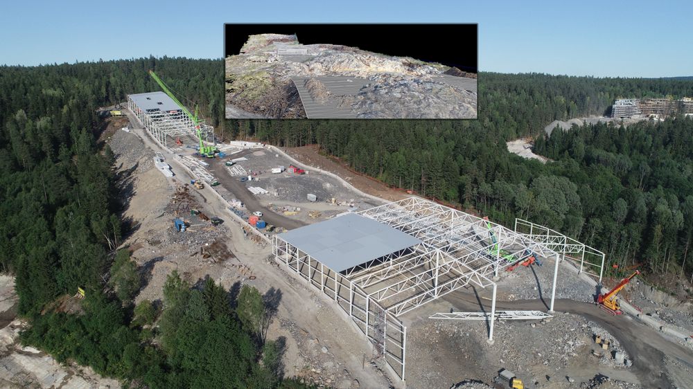 Grunnarbeidene med modell som viser massberegninger under den nye innendørs skihallen på Lørenskog utenfor Oslo.