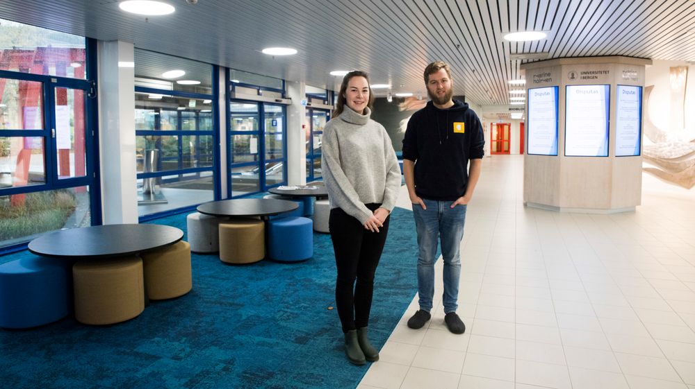 Sondre Åsemoen Nilsen og Marie Heggebakk er kjærester og medstudenter på Universitetet i Bergen. De har valgt en spesialisering som gjør at de kan se frem til gode jobbmuligheter etter studiet.