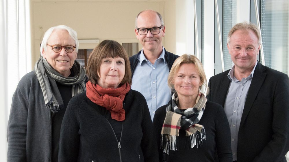 Fra venstre: Birger Heyerdahl, Ilse Hofland, Sigurd Rugsland, Kate Holm og Bård S. Hernes. 