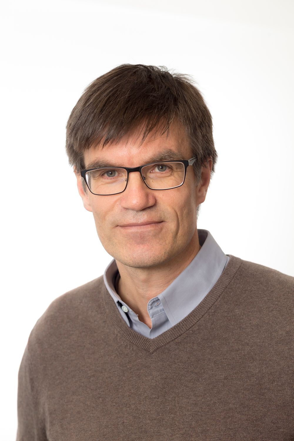 Professor Asgeier Sørensen leder NTNU Amos og det nye "NTNU-VISTA Center for autonomous operations subsea".