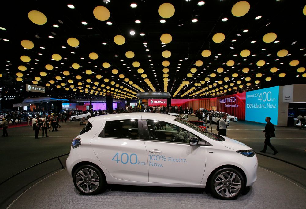 The Renault Zoe is on display at the Paris Auto Show in Paris, France, Friday, Sept. 30, 2016. The Paris Auto Show will open its gates to the public from Oct. 1st to 16th. (AP Photo/Michel Euler)


