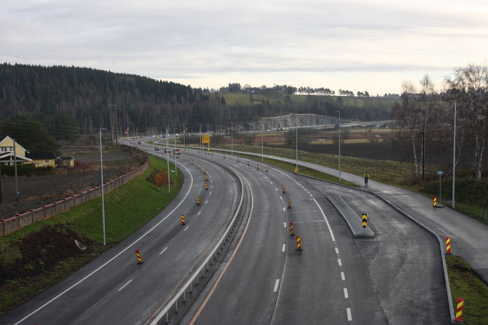Riksveg 22 mellom Lillestrøm og Fetsund slik den så ut like før åpning høsten 2015.
