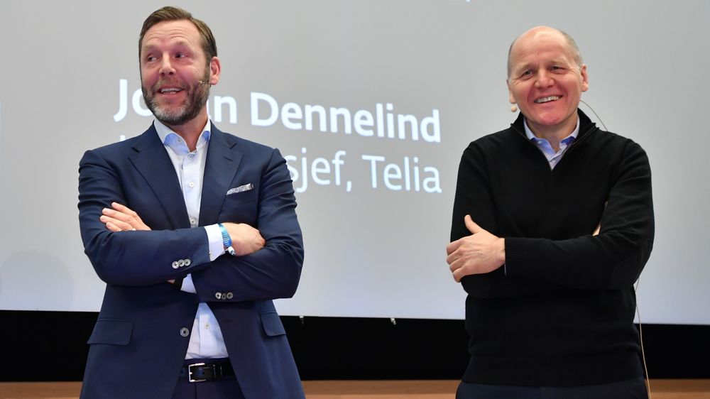 Konsernsjef Johan Dennelind i Telia og konsernsjef Sigve Brekke i Telenor stilte til intervju og samtale på scenen under Inside Telecom-konferansen i november. En mulig sammenslåing mellom selskapene sto ikke på agendaen.