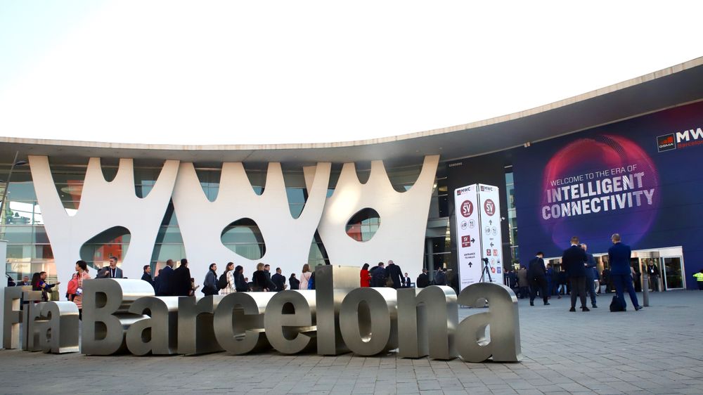 Det har gått to år siden Mobile World Congress sist ble arrangert i Barcelona. Nå greier tydeligvis ikke arrangørene å vente lenger.