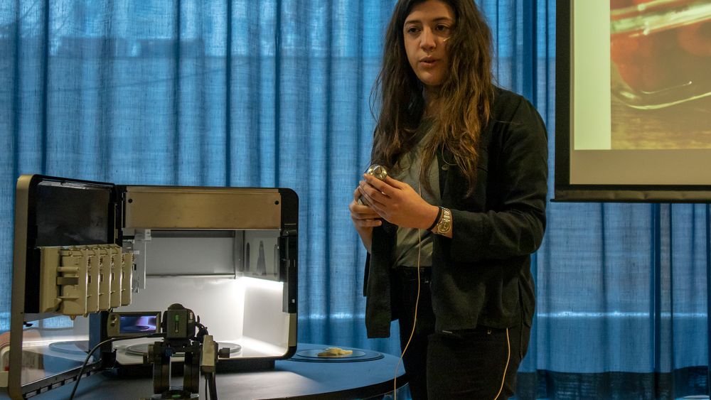 Matteknolog i Natural Machines, Alba Martin, tror slike 3D-printere vil bli å finne i de tusen hjem i løpet av 10 til 15 år.