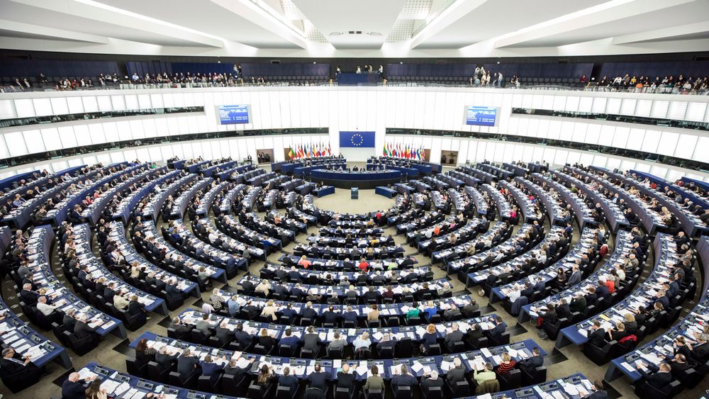 EU-parlamentet i Strasbourg tok tirsdag stilling til et kontroversielt forslag til reform av EUs direktiv om opphavsrett. 