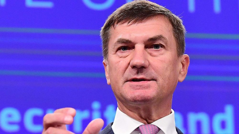 EU-kommissær Andrus Ansip etterlater ingen tvil om at spørsmålet først og fremst kretser rundt Huawei.