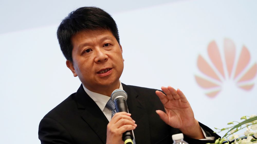 Styreformann Guo Ping i Huawei kan se tilbake på et sterkt år, rent økonomisk.