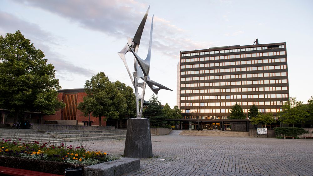 Rekordmange søker seg til IT-utdanningene. Universitetet i Oslo har 1641 søkere til rundt 600 studieplasser.