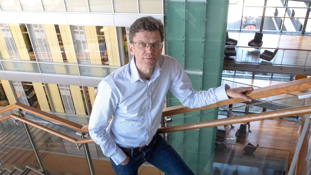Petter-Børre Furberg, administrerende direktør i Telenor Norge fikk bare 10.000 nye fiberkunder i andre kvartal. Målet om 60.000 nye fiberkunder i løpet av året betyr at de må koble opp 38.000 i andre halvår.