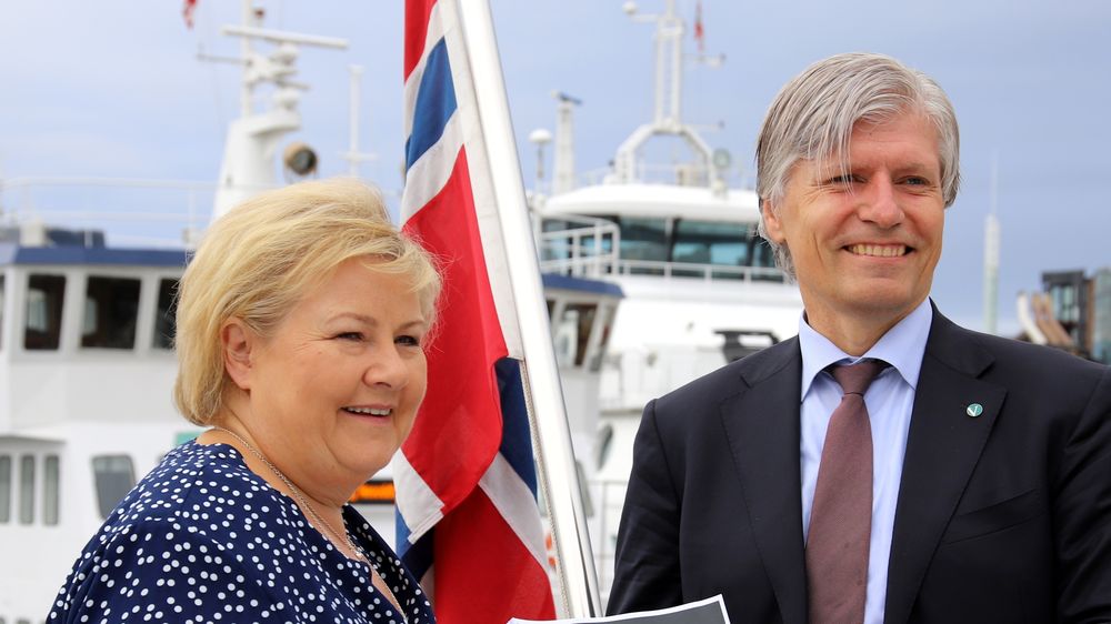 Statsminister Erna Solberg (H) og klima- og miljøminister Ola Elvestuen (V) presenterte regjeringens handlingsplan for grønn skipsfart sist uke.