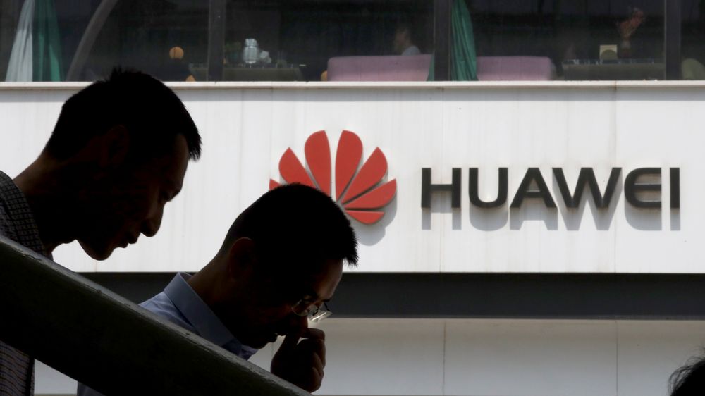 Huawei anklages for forskningssamarbeid med det kinesiske forsvaret.
