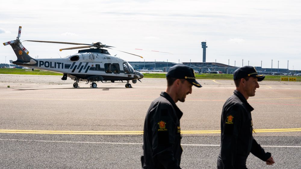 To slike AW169-helikoptre blir snart til tre, her på basen til Politiets helikoptertjeneste på Gardermoen.