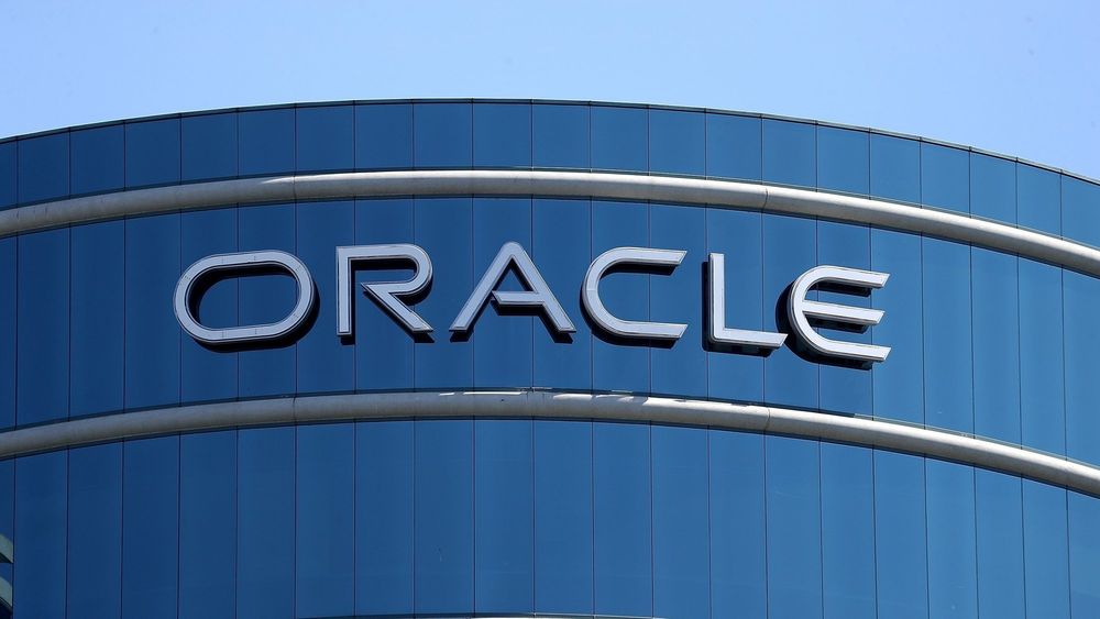 Oracle satser massivt på nettskyen.