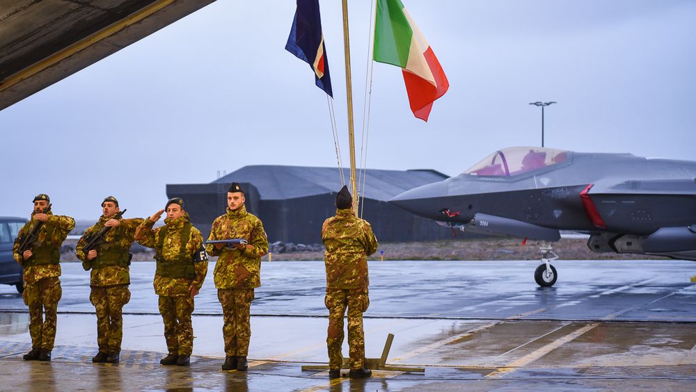 Italia tok kontroll over islandsk luftrom på vegne av Nato lørdag 5. oktober. Det er første gang F-35 brukes til QRA-beredskap.