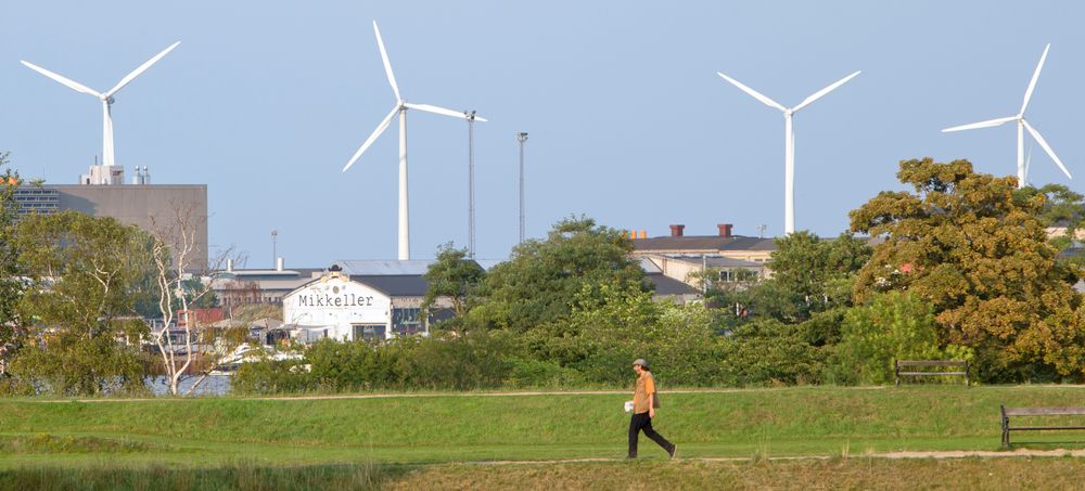 København nyter ren og fornybar energi fra vindmølleparken som kranser byen. 