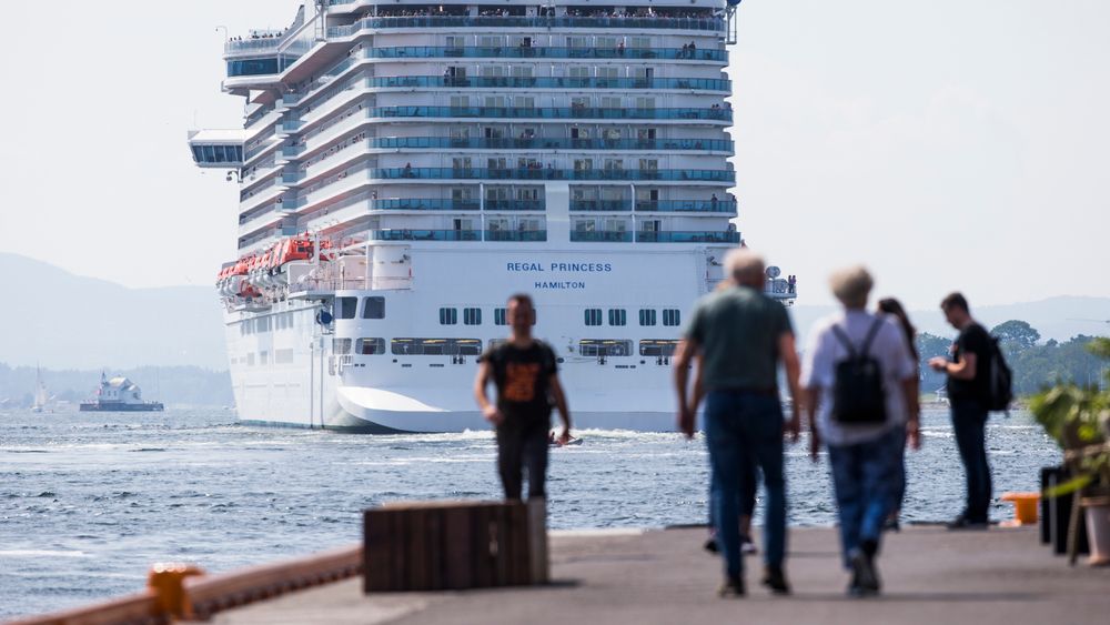 NHO Reiseliv ønske å kutte i cruisetrafikken etter ny rapport om utslipp knyttet til forbruk. 