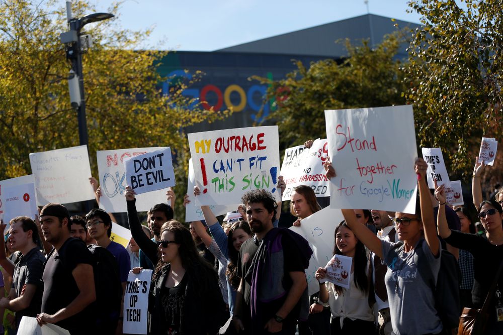 INTERN URO: Google-ansatte har protestert mot en rekke forhold det siste året. Bildet er fra en demonstrasjon utenfor hovedkontoret ved Mountain View 1. november 2018.