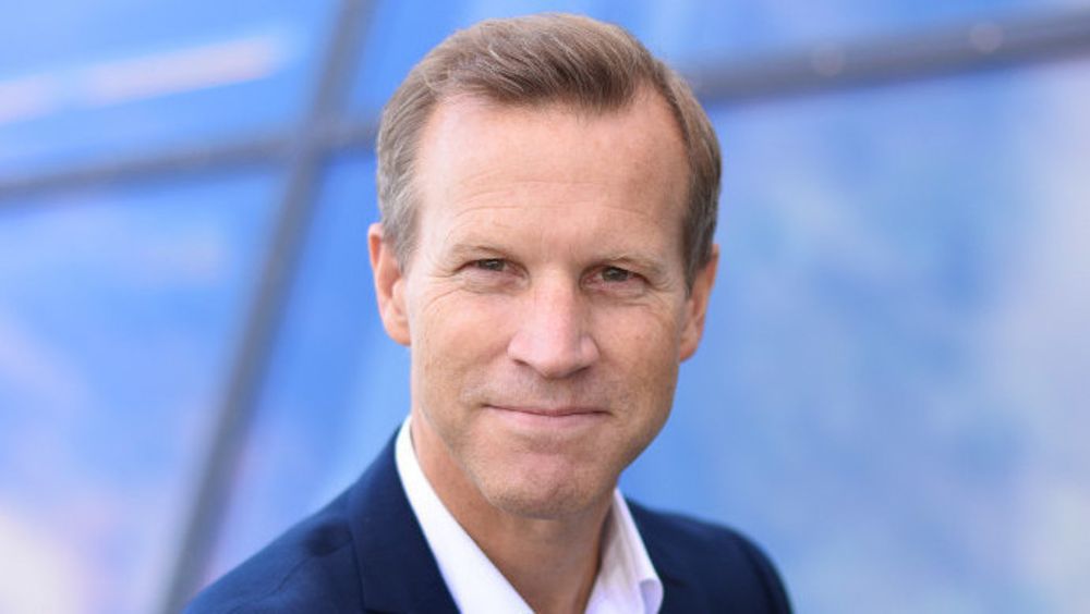 Konstituert kommunikasjonsdirektør Anders Krokan i Telenor forteller at de fortsatt jobber med å finne ut mer nøyaktig hva som gikk galt.
