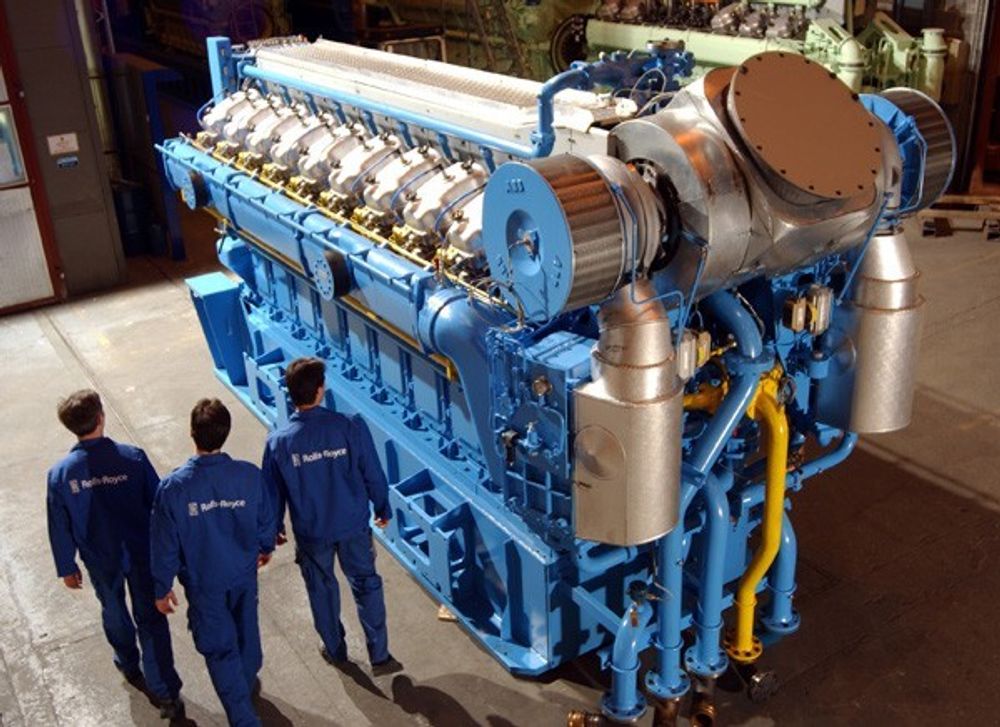 LNG-motor fra Rolls-Royce-eide Bergen Engines. De gule rørene viser at det er en gassmotor.