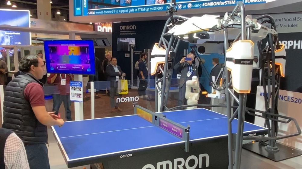 Bordtennisroboten var blant teknologiene som ble stilt ut på CES 2020.